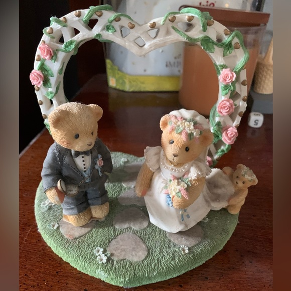 Cherished Teddies Wedding - Picture 1 of 10